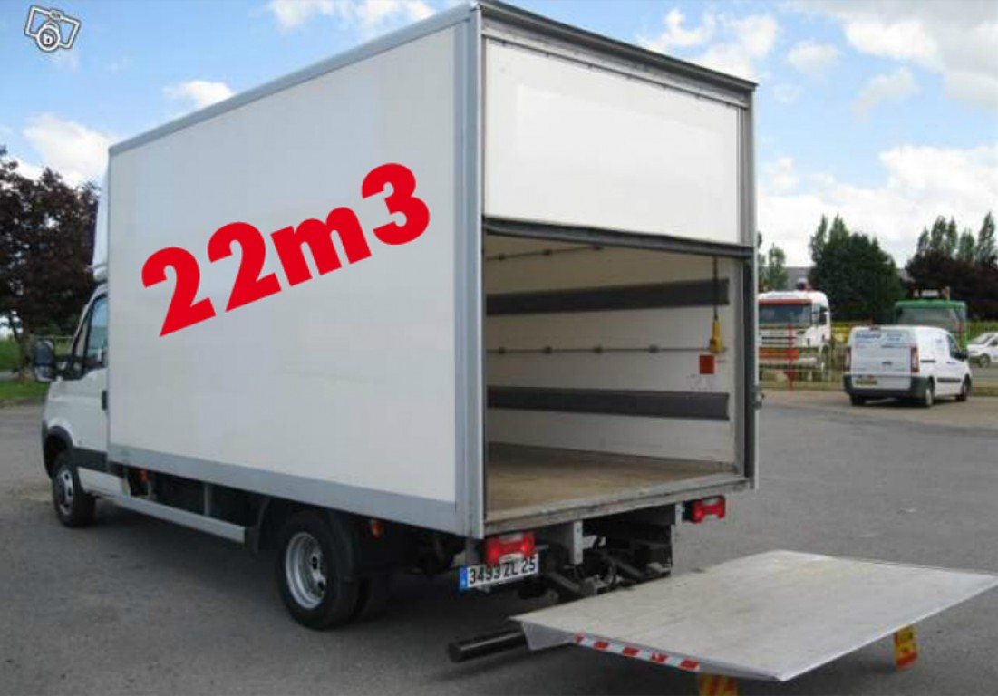 Lusitane matériaux camion de livraison hayon