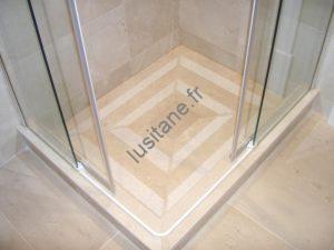 receveur de douche en pierre