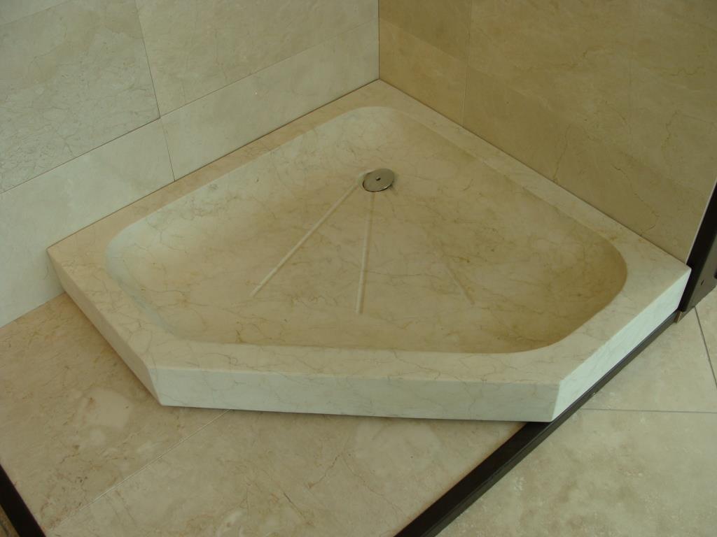 receveur de douche en pierre naturelle
