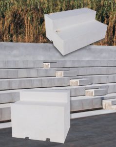 gradin extérieur béton