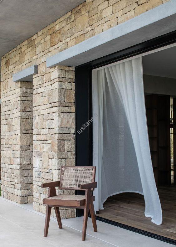 Lusitane matériaux de construction pour vous Parement pierre naturelle crème taillé en multiformat modulo crespa crème café