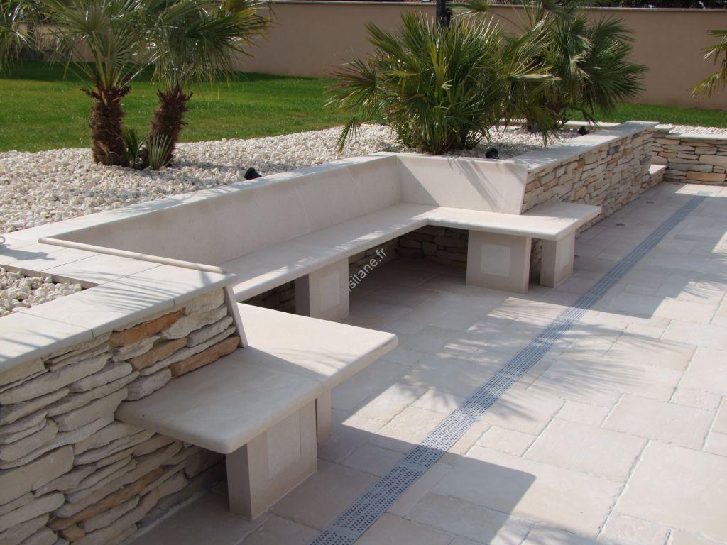 Lusitane matériaux de construction pour vous Banc en pierre naturelle dans un jardin paysager